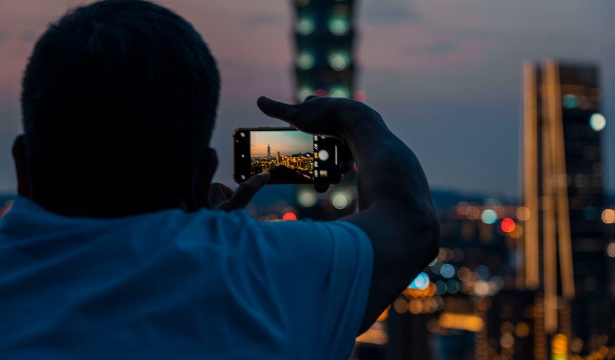 free-iphone-government-phone