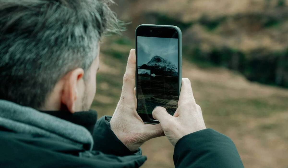 get-a-free-iphone-from-the-government