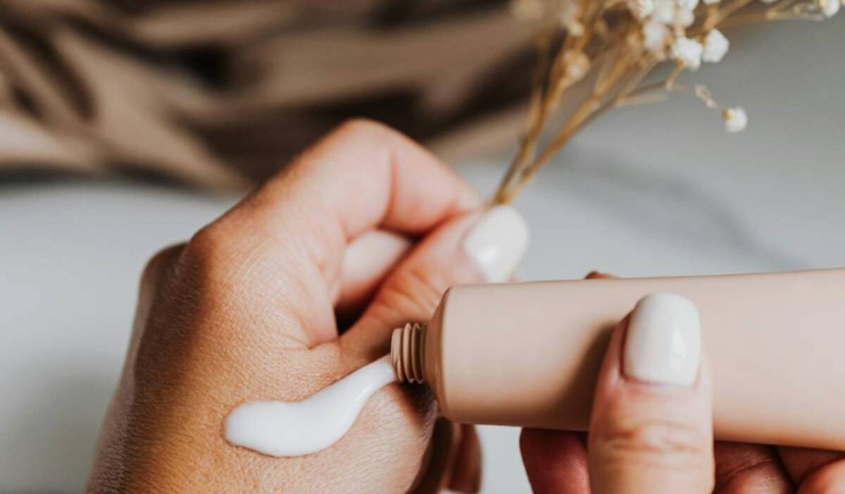 best-body-lotion-for-dry-skin-dermatologist-recommended