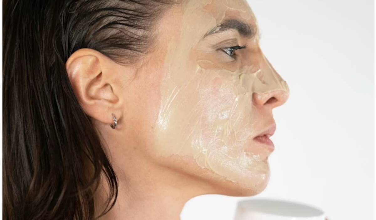 exfoliating-mask-for-face