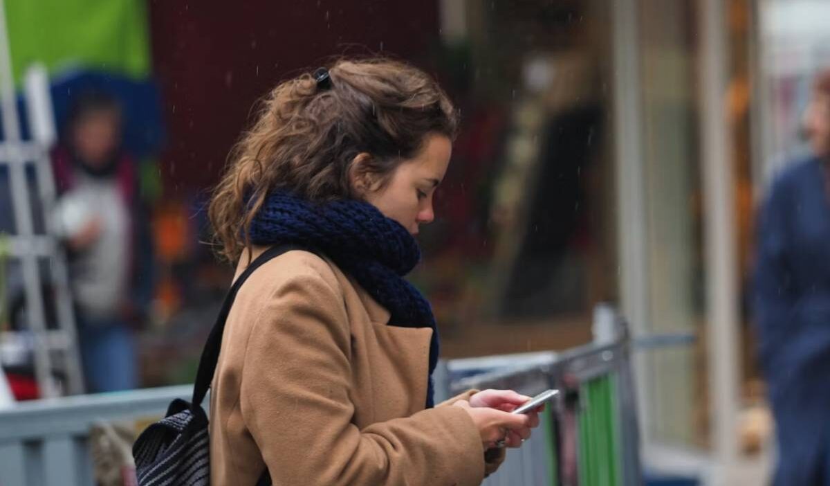 how-to-get-a-free-iphone