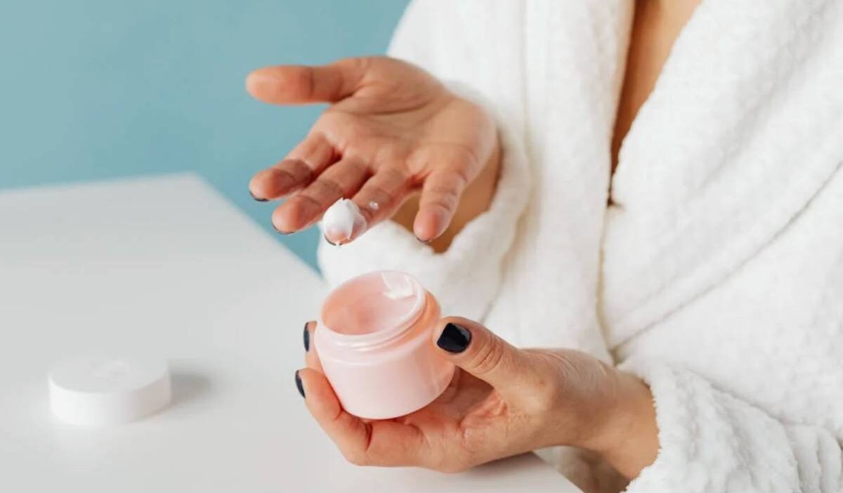 best-tinted-moisturizer-for-oily-skin