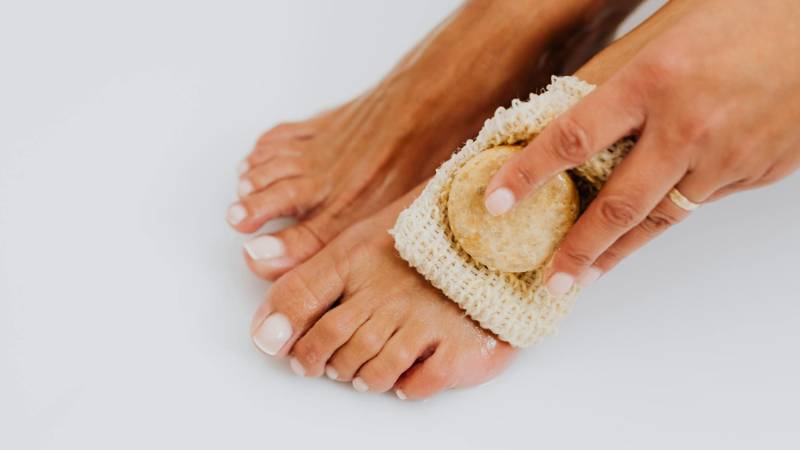 how-to-get-rid-of-dead-skin-on-feet