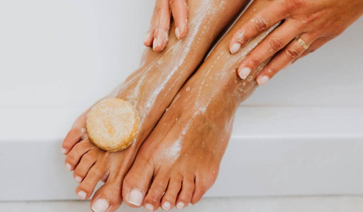 how-to-get-rid-of-dead-skin-on-feet