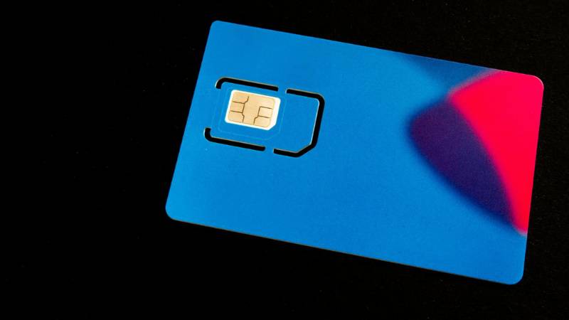 free-sim-card-with-free-service-government-iphone