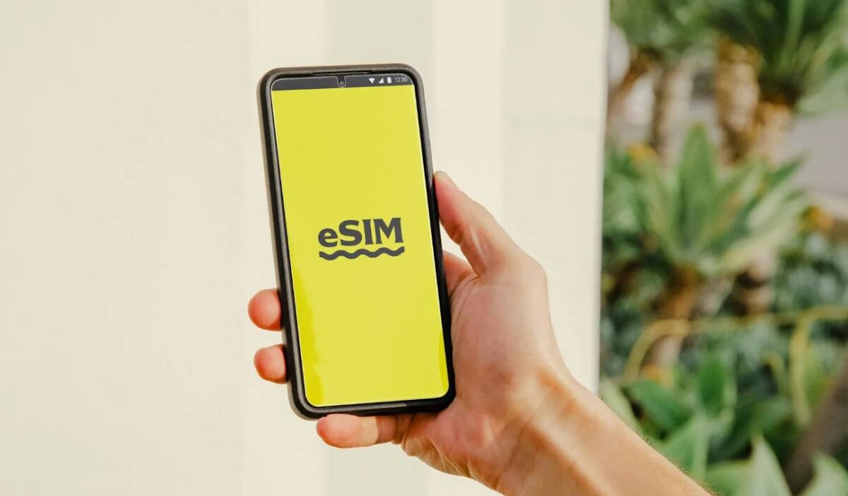 can-i-use-an-esim-on-a-locked-phone