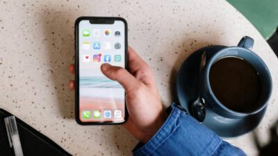 does-iphone-11-have-sim-card