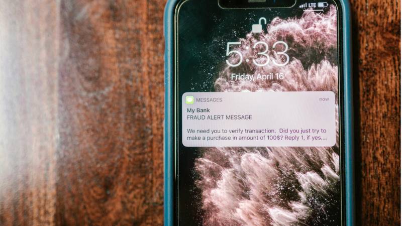 does-iphone-16-have-sim-card