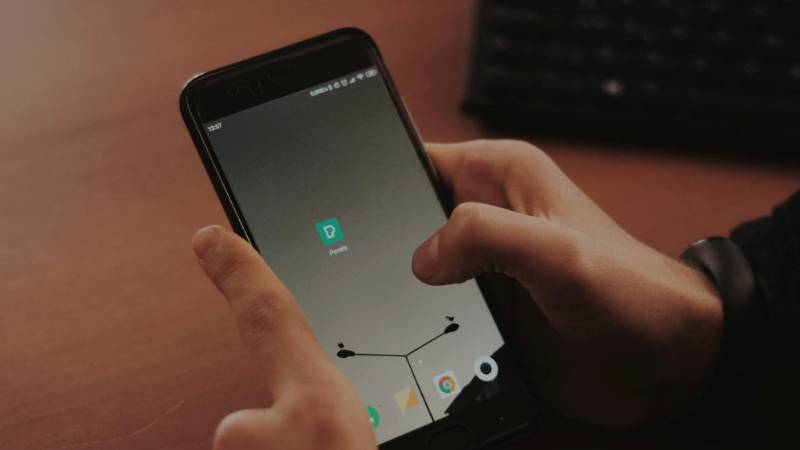 no-sim-no-service-android