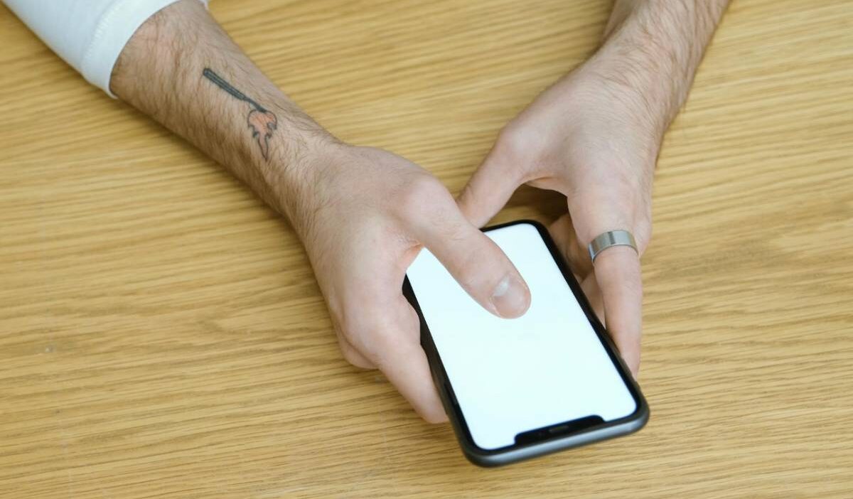 what-happens-if-i-delete-esim