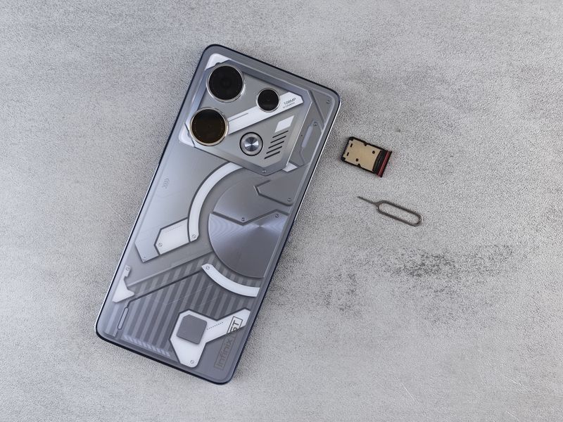 How to install SIM card in Android phone step-by-step