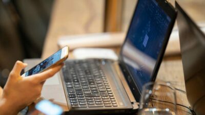 esim-laptop