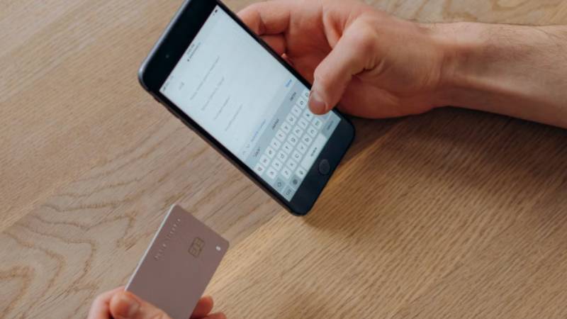 how-does-a-sim-card-work-for-international-travel