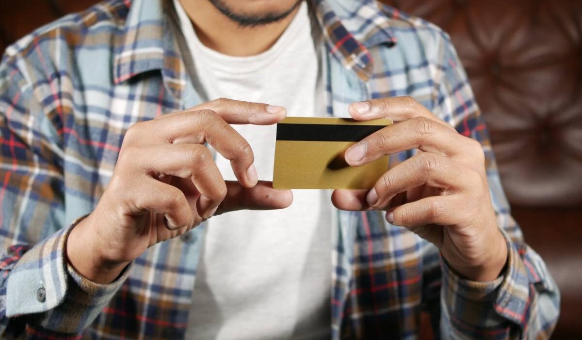how-long-do-sim-cards-last