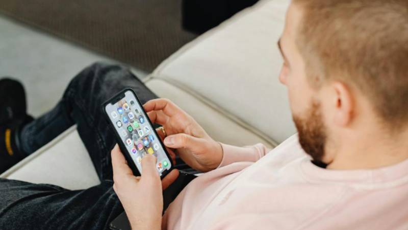 how-to-find-esim-number-on-iphone