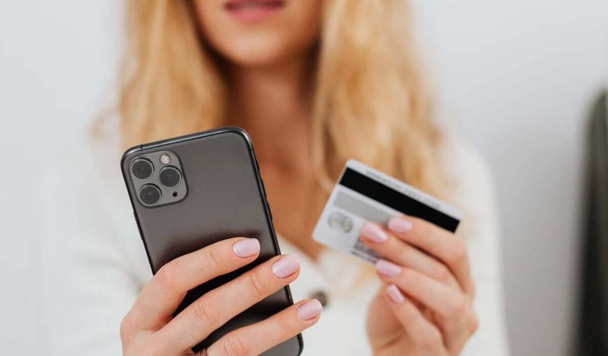 transfer-sim-card-to-new-phone