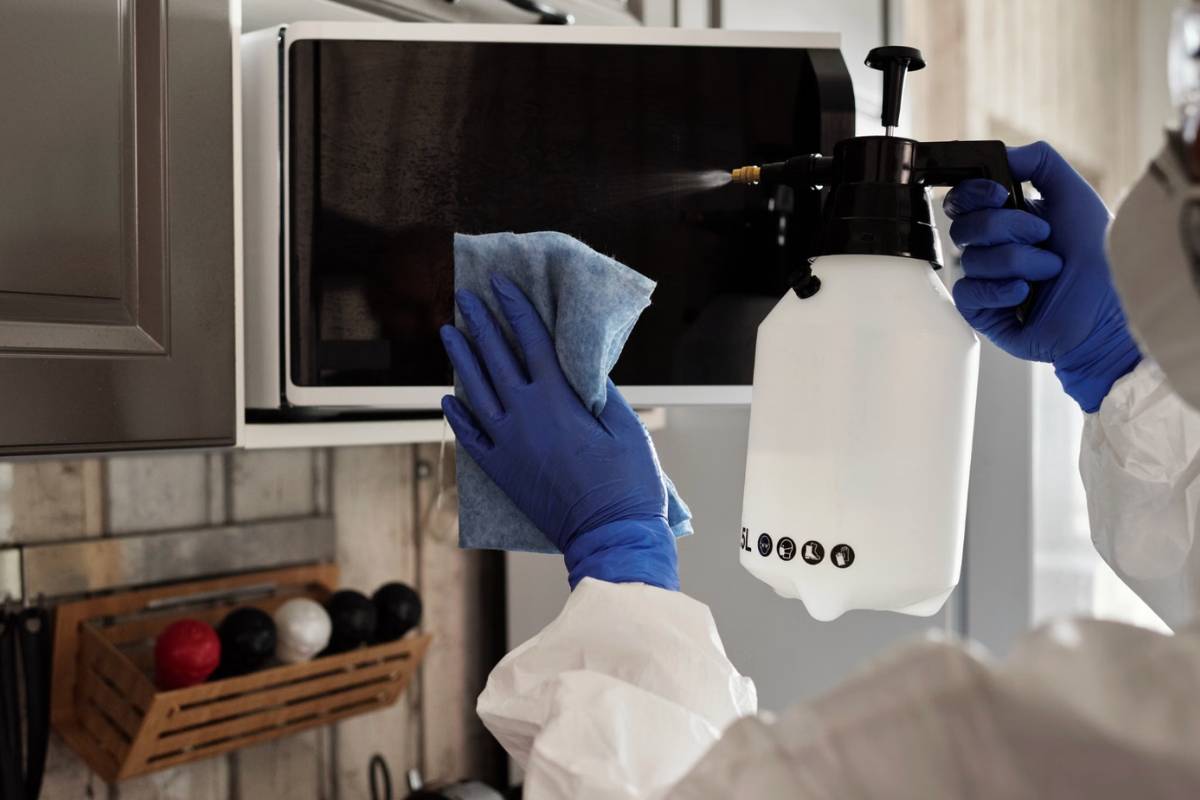 how-to-clean-a-microwave
