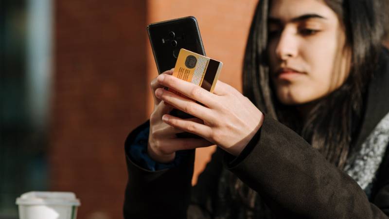 what-is-stored-on-a-sim-card