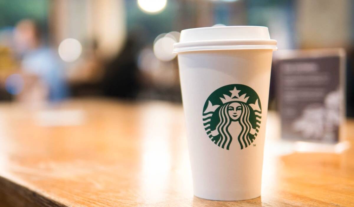 starbucks-veterans-day-free-coffee