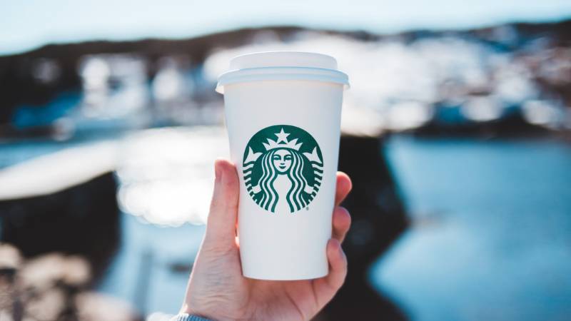 does-starbucks-give-free-refills-1