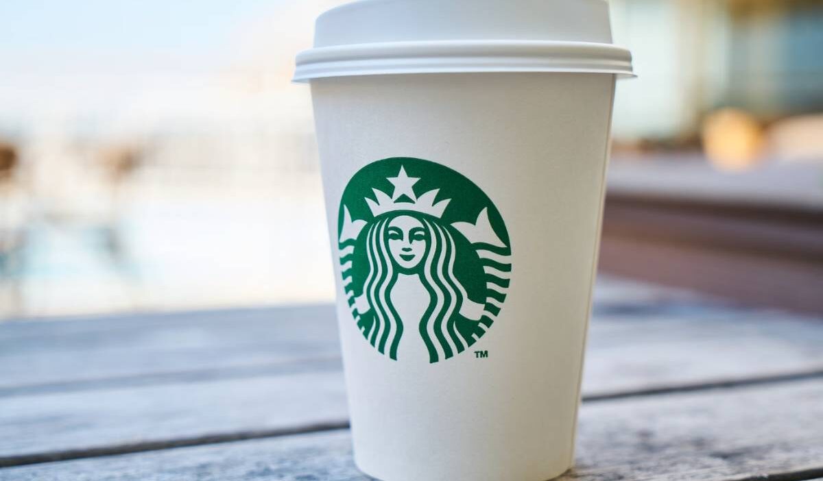does-starbucks-give-free-refills